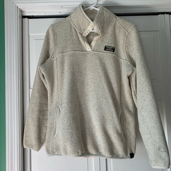 L.L. Bean Sweaters - LL Bean Cream Sweater (M)